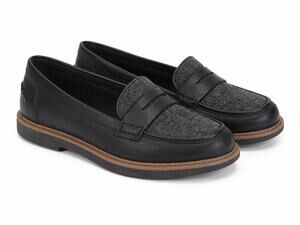 Clarks Collection Cushion Soft Black Leather Penny Loafers Women’s Size 8
